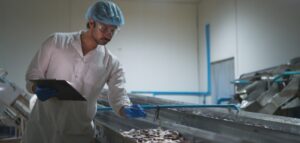 Como a automação está tornando a indústria de pescados mais sustentável e eficiente