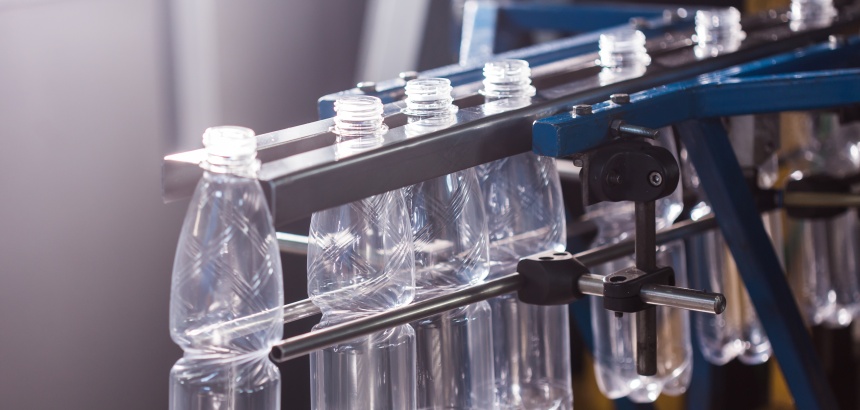 Automação em linhas PET: mais higiene e eficiência no envase de bebidas